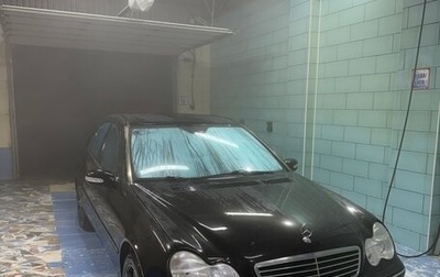 Mercedes-Benz C-Класс, 2003 год, 930 000 рублей, 1 фотография