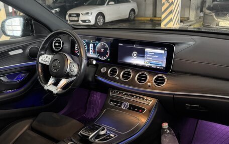 Mercedes-Benz E-Класс, 2019 год, 2 860 000 рублей, 3 фотография