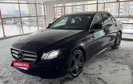 Mercedes-Benz E-Класс, 2019 год, 2 860 000 рублей, 8 фотография