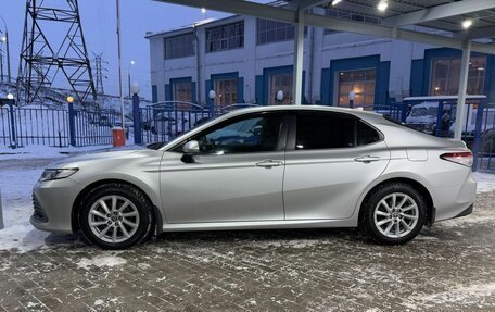 Toyota Camry, 2021 год, 1 999 000 рублей, 2 фотография