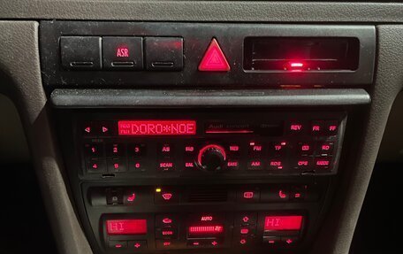 Audi A6, 1999 год, 350 000 рублей, 11 фотография