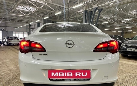 Opel Astra J, 2014 год, 840 000 рублей, 6 фотография