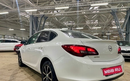 Opel Astra J, 2014 год, 840 000 рублей, 9 фотография