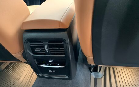 BMW 3 серия, 2024 год, 6 700 000 рублей, 24 фотография