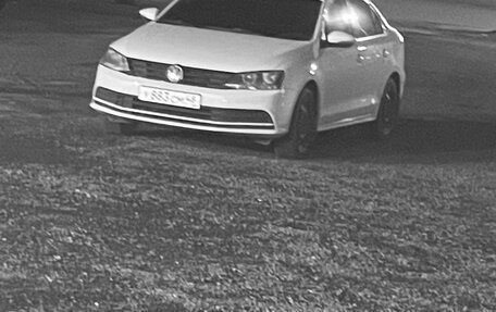 Volkswagen Jetta VI, 2015 год, 1 200 000 рублей, 2 фотография