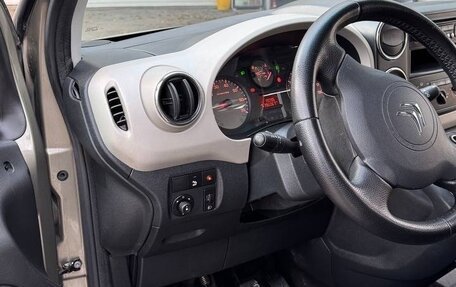 Citroen Berlingo II рестайлинг, 2012 год, 820 000 рублей, 10 фотография