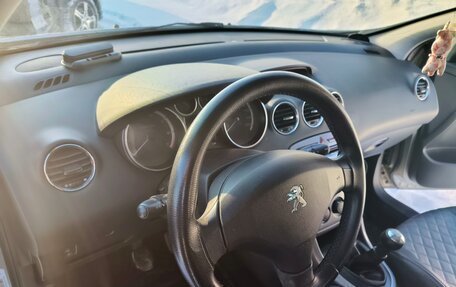 Peugeot 308 II, 2011 год, 297 000 рублей, 13 фотография