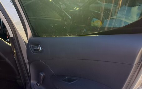 Peugeot 308 II, 2011 год, 297 000 рублей, 22 фотография