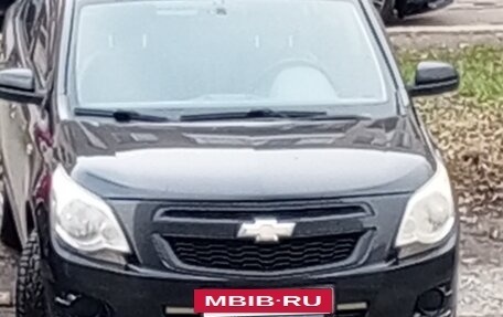 Chevrolet Cobalt II, 2013 год, 650 000 рублей, 2 фотография