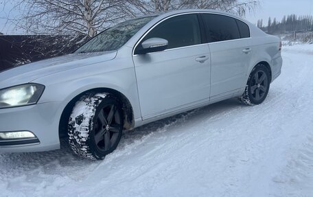 Volkswagen Passat B7, 2012 год, 1 180 000 рублей, 4 фотография
