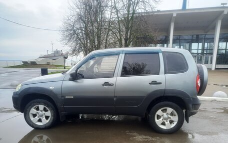 Chevrolet Niva I рестайлинг, 2016 год, 710 000 рублей, 4 фотография