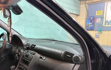 Mercedes-Benz C-Класс, 2003 год, 930 000 рублей, 9 фотография