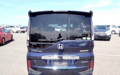 Honda Stepwgn IV, 2018 год, 2 500 000 рублей, 7 фотография