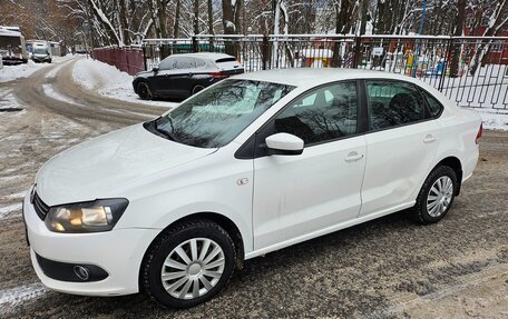 Volkswagen Polo VI (EU Market), 2012 год, 420 000 рублей, 2 фотография