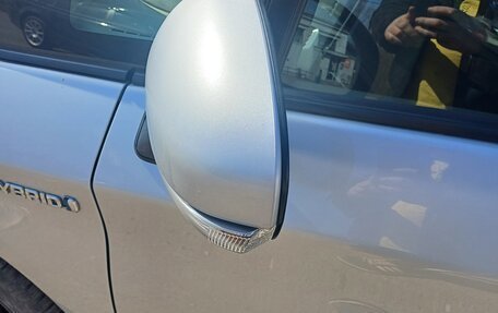 Toyota Prius, 2012 год, 1 050 000 рублей, 3 фотография