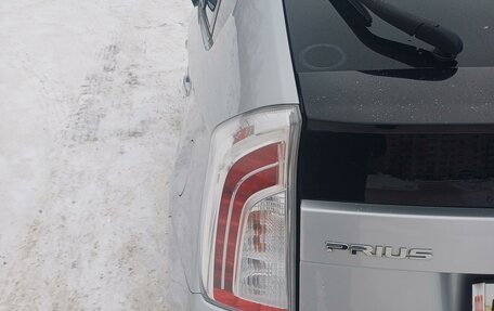 Toyota Prius, 2012 год, 1 050 000 рублей, 11 фотография