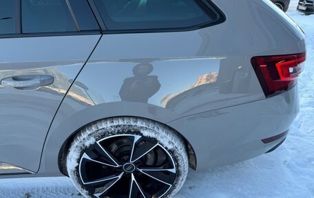 Skoda Superb III рестайлинг, 2019 год, 3 300 000 рублей, 5 фотография