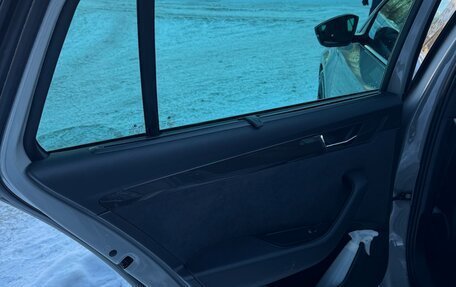 Skoda Superb III рестайлинг, 2019 год, 3 300 000 рублей, 16 фотография