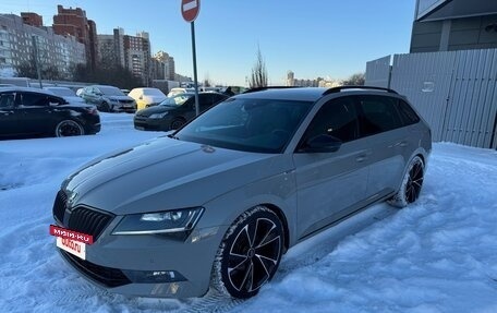 Skoda Superb III рестайлинг, 2019 год, 3 300 000 рублей, 3 фотография