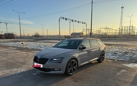 Skoda Superb III рестайлинг, 2019 год, 3 300 000 рублей, 30 фотография