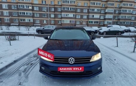 Volkswagen Jetta VI, 2017 год, 1 750 000 рублей, 2 фотография