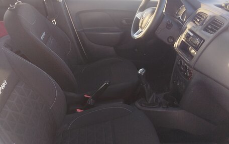 Renault Logan II, 2020 год, 750 000 рублей, 5 фотография