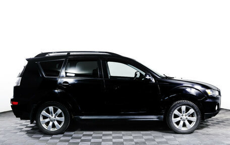 Mitsubishi Outlander III рестайлинг 3, 2011 год, 940 000 рублей, 4 фотография