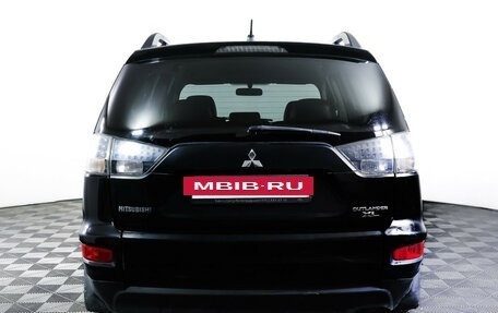 Mitsubishi Outlander III рестайлинг 3, 2011 год, 940 000 рублей, 6 фотография