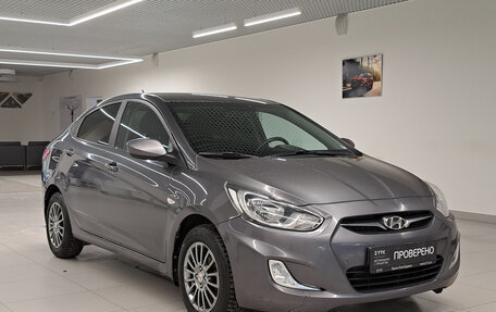 Hyundai Solaris II рестайлинг, 2012 год, 640 000 рублей, 3 фотография