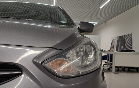 Hyundai Solaris II рестайлинг, 2012 год, 640 000 рублей, 17 фотография