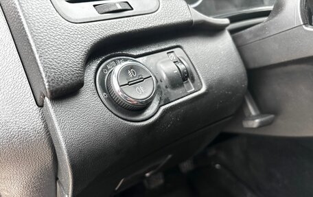 Opel Insignia II рестайлинг, 2014 год, 889 000 рублей, 10 фотография