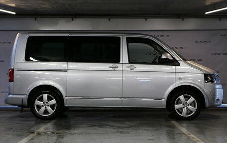 Volkswagen Multivan T5, 2011 год, 2 490 000 рублей, 8 фотография