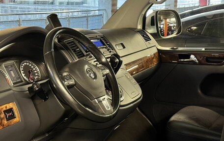 Volkswagen Multivan T5, 2011 год, 2 490 000 рублей, 14 фотография