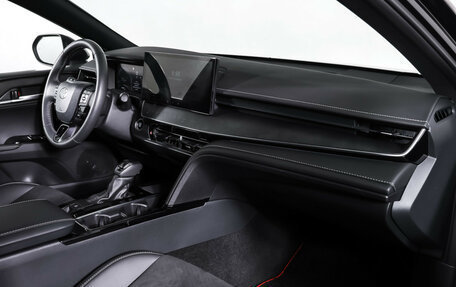 Toyota Camry, 2024 год, 4 390 000 рублей, 11 фотография