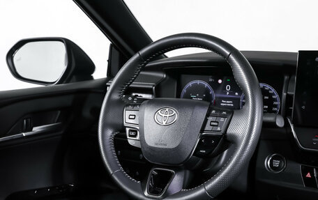 Toyota Camry, 2024 год, 4 390 000 рублей, 17 фотография