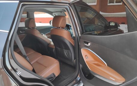 Hyundai Santa Fe III рестайлинг, 2017 год, 2 222 000 рублей, 11 фотография