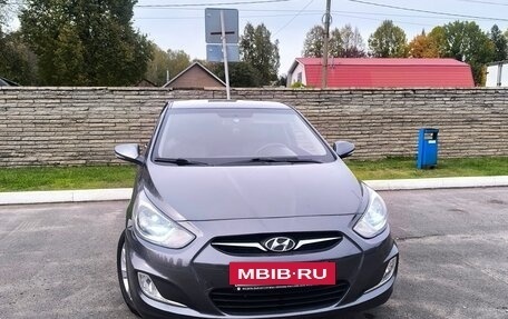 Hyundai Solaris II рестайлинг, 2012 год, 766 666 рублей, 2 фотография