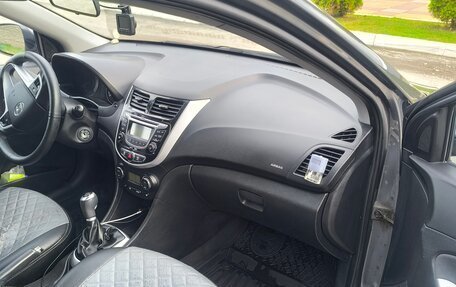 Hyundai Solaris II рестайлинг, 2012 год, 766 666 рублей, 11 фотография