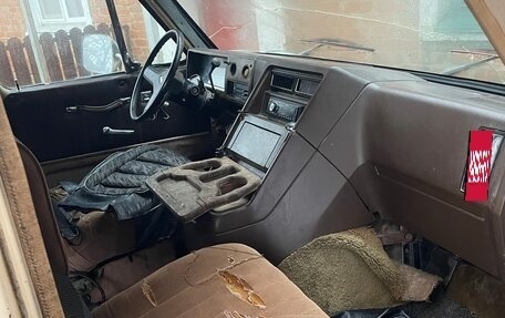 Chevrolet Van, 1984 год, 650 000 рублей, 3 фотография