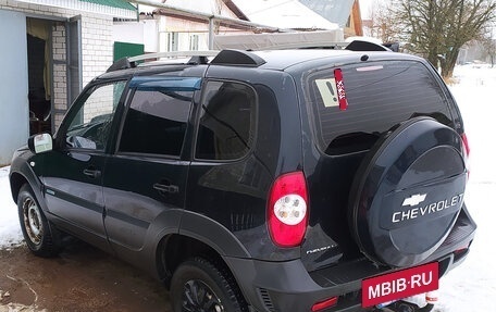 Chevrolet Niva I рестайлинг, 2011 год, 350 000 рублей, 3 фотография