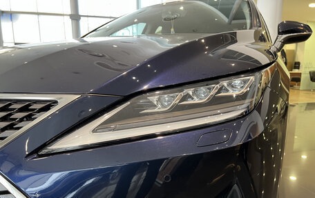 Lexus RX IV рестайлинг, 2020 год, 5 350 000 рублей, 21 фотография