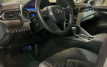 Toyota Camry, 2021 год, 4 590 000 рублей, 3 фотография