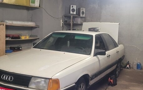 Audi 100, 1986 год, 120 000 рублей, 3 фотография