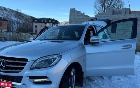Mercedes-Benz M-Класс, 2012 год, 1 950 000 рублей, 3 фотография