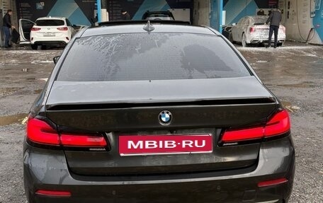 BMW 5 серия, 2020 год, 4 250 000 рублей, 2 фотография