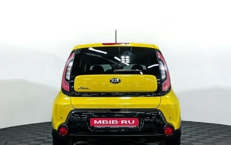 KIA Soul II рестайлинг, 2015 год, 1 597 000 рублей, 6 фотография