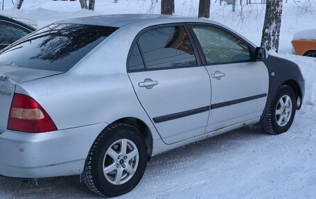 Toyota Corolla, 2003 год, 300 000 рублей, 3 фотография