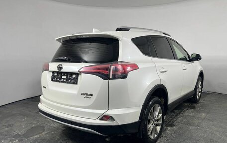 Toyota RAV4, 2016 год, 2 300 000 рублей, 4 фотография