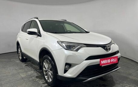 Toyota RAV4, 2016 год, 2 300 000 рублей, 3 фотография