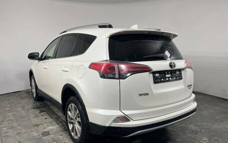 Toyota RAV4, 2016 год, 2 300 000 рублей, 6 фотография